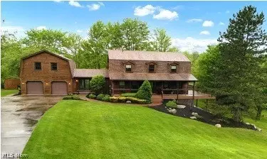 2645 Frost Rd, Mantua, OH 44255