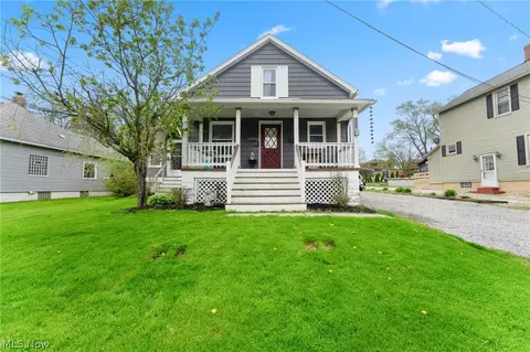 339 Wheeler Ave, Hubbard, OH 44425