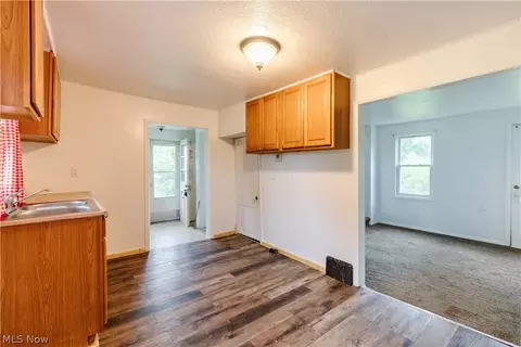 3535 Progress St NE, Canton, OH 44705 photo 6