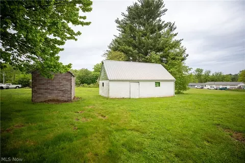 3535 Progress St NE, Canton, OH 44705 photo 13