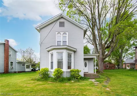 335 Ridge St, Leetonia, OH 44431