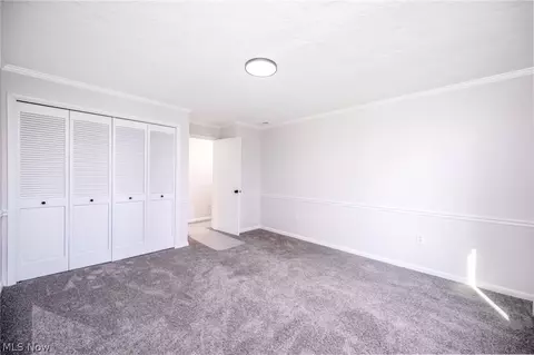 Bedroom - 916 Meadview Dr, Seven Hills, OH 44131 photo 1 of 6