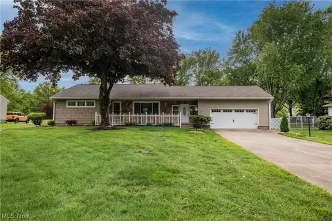 3963 New Milford Rd, Rootstown, OH 44272