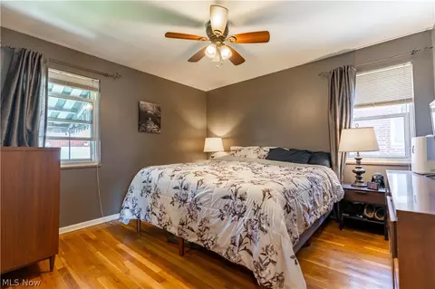 8320 Ackley Rd, Parma, OH 44129 photo 6