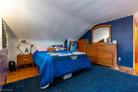 8320 Ackley Rd, Parma, OH 44129 photo 5