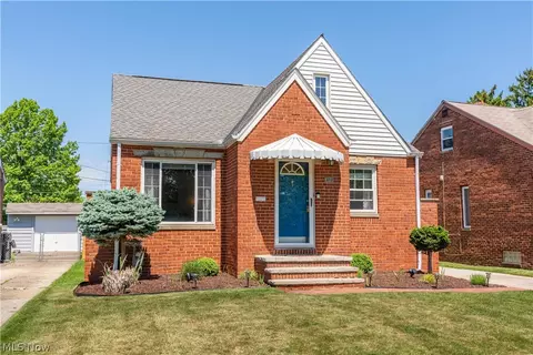 8320 Ackley Rd, Parma, OH 44129 photo 36