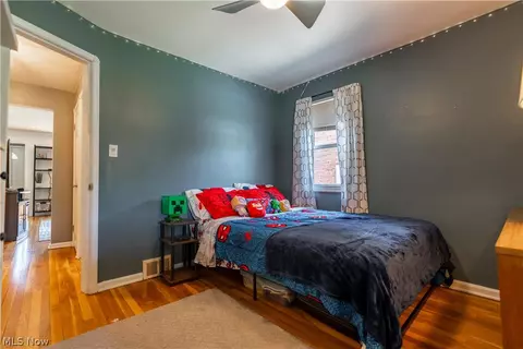 8320 Ackley Rd, Parma, OH 44129 photo 9