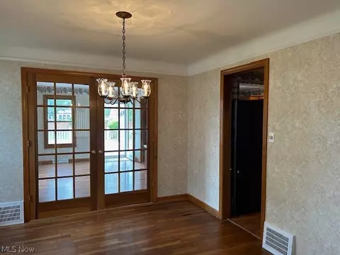 345 E 218th St, Euclid, OH 44123 photo 27