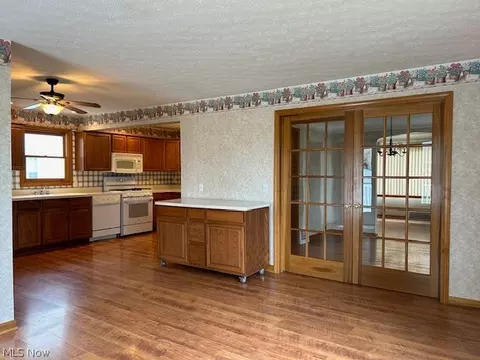 345 E 218th St, Euclid, OH 44123 photo 33