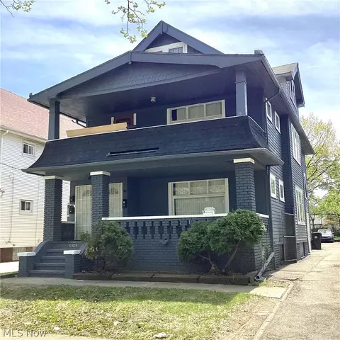 9504 Parkview Ave, Cleveland, OH 44104