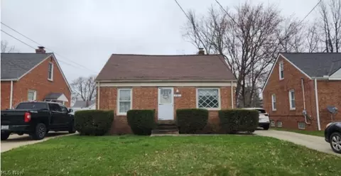 25851 Farringdon Ave, Euclid, OH 44132