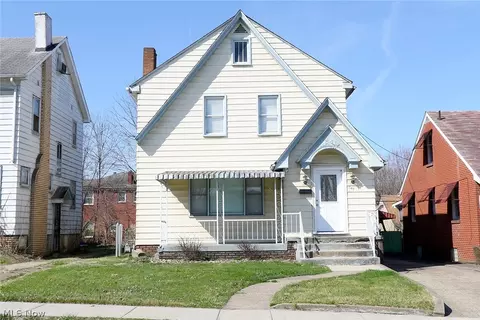 745 Brady Ave, Steubenville, OH 43952