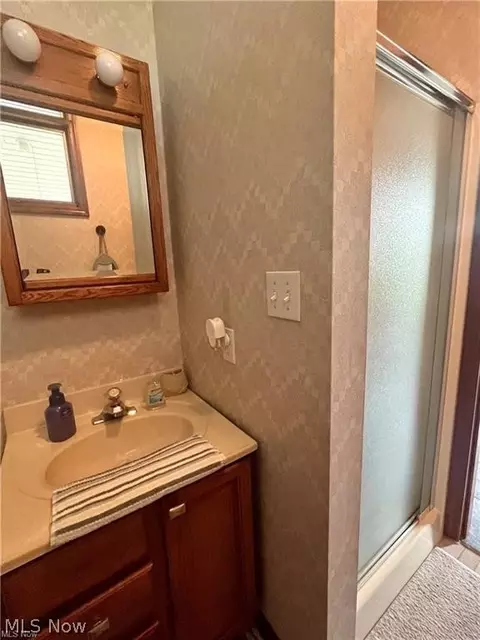 2045 Homewood Ave, Ashtabula, OH 44004 photo 15