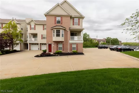 416 Tollis, Broadview Heights, OH 44147
