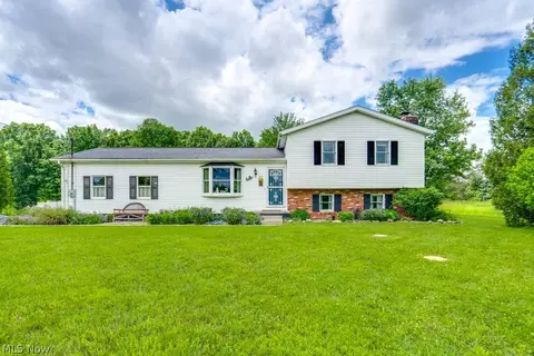 531 Porter Rd, Atwater, OH 44201