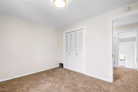 5258 Erwin St, Maple Heights, OH 44137 photo 37