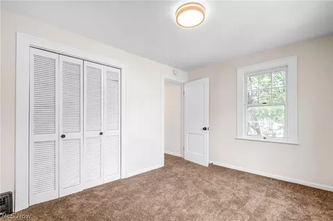 5258 Erwin St, Maple Heights, OH 44137 photo 36