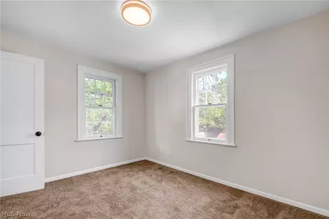 5258 Erwin St, Maple Heights, OH 44137 photo 35