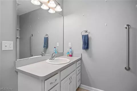 3535 Perry Ct, Lorain, OH 44053 photo 16