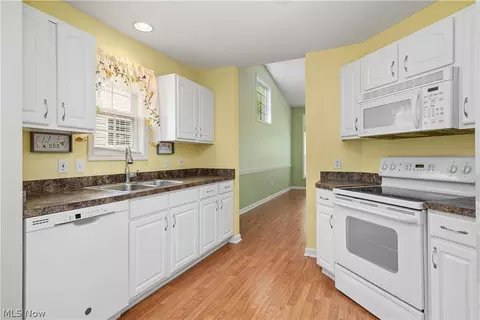3535 Perry Ct, Lorain, OH 44053 photo 6