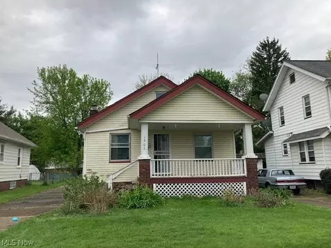 1905 Canova Ave, Cleveland, OH 44109