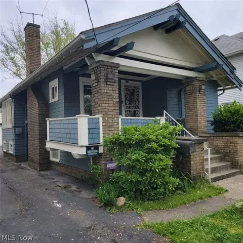 463 E 146th St, Cleveland, OH 44110