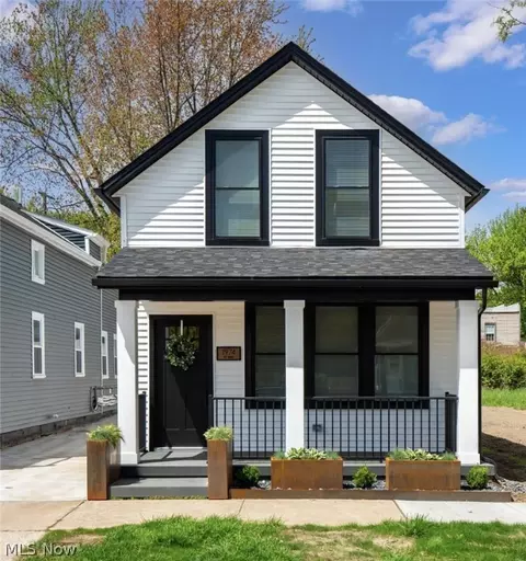 1974 W 48th St, Cleveland, OH 44102