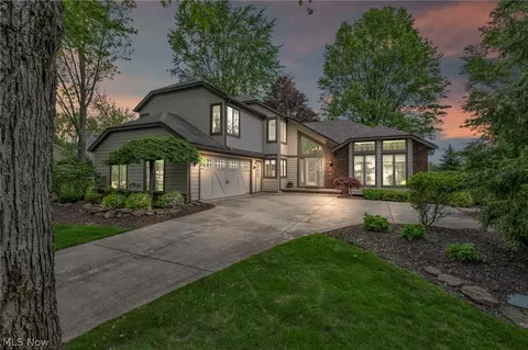 26500 Birchdale Dr, Westlake, OH 44145