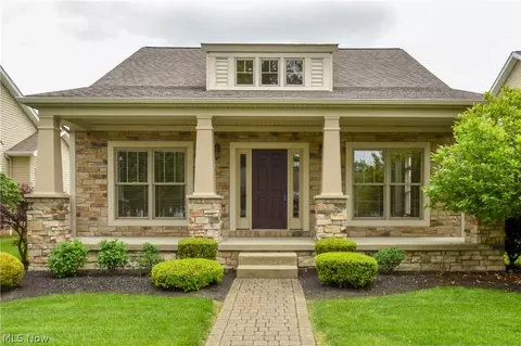 132 Saybrook Blvd, Columbiana, OH 44408