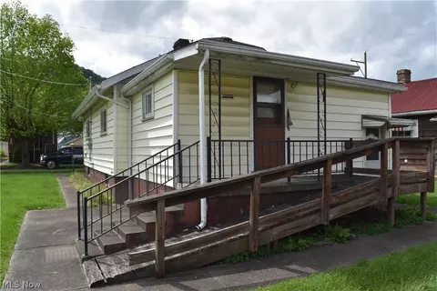 Exterior - 122 Cole St, Dillonvale, OH 43917 photo 1 of 2
