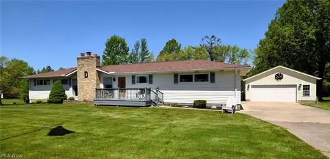 8913 Johnnycake Ridge Rd, Mentor, OH 44060