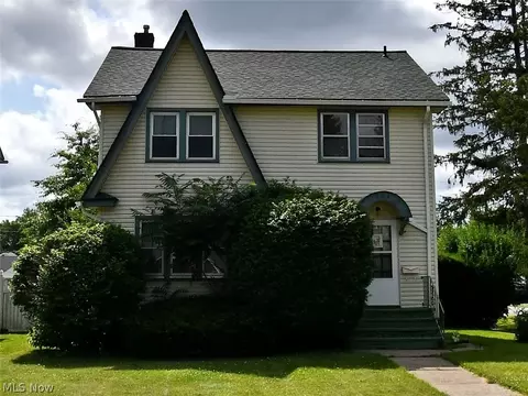 304 Adelaide SE, Warren, OH 44483