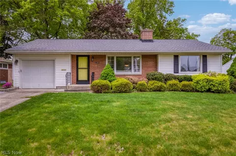 2600 17th St, Cuyahoga Falls, OH 44223