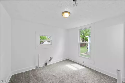 Bedroom - 1306 West Ave, Elyria, OH 44035 photo 1 of 10