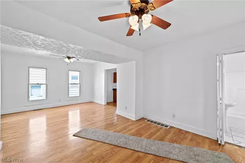 Living - 1306 West Ave, Elyria, OH 44035 photo 2 of 5