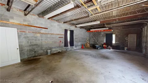 29280 White Rd, Willoughby Hills, OH 44092 photo 33