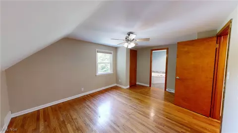 29280 White Rd, Willoughby Hills, OH 44092 photo 17