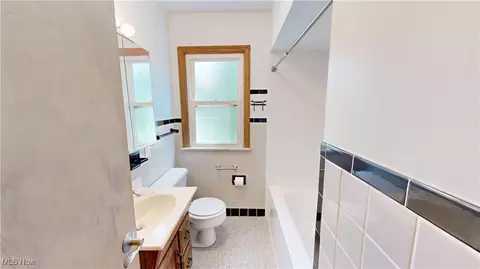 29280 White Rd, Willoughby Hills, OH 44092 photo 11