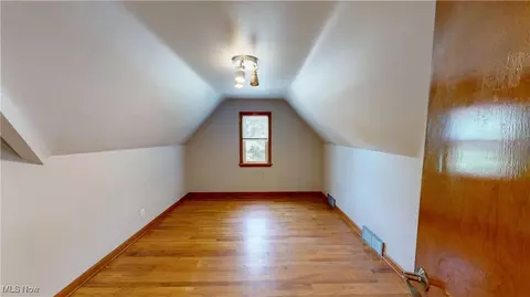 29280 White Rd, Willoughby Hills, OH 44092 photo 14