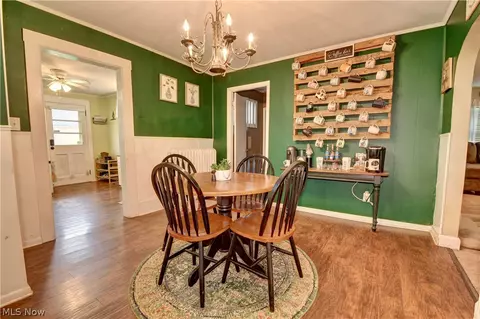 Dining - 18373 5th St, Beloit, OH 44609 photo 1 of 1