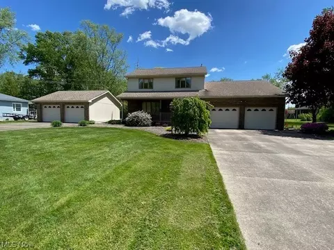 2252 Wilson, Warren, OH 44483