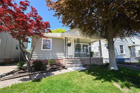 4248 W 56th St, Cleveland, OH 44144