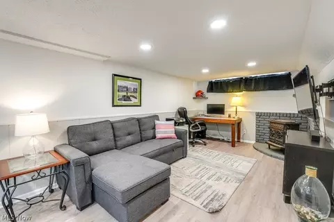 Living - 3903 Klusner Ave, Parma, OH 44134 photo 3 of 3