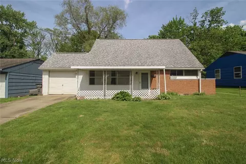3569 Wyandot Ln, Youngstown, OH 44502