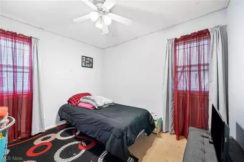 Bedroom - 370 E 232nd St, Euclid, OH 44123 photo 1 of 3