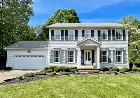 9585 Musket Dr, Mentor, OH 44060