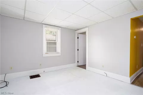 511 Flora Ave, Akron, OH 44314 photo 5