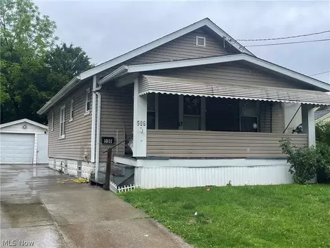 596 Eva Ave, Akron, OH 44301