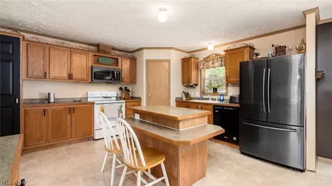9180 N River Rd, Dresden, OH 43821 photo 14