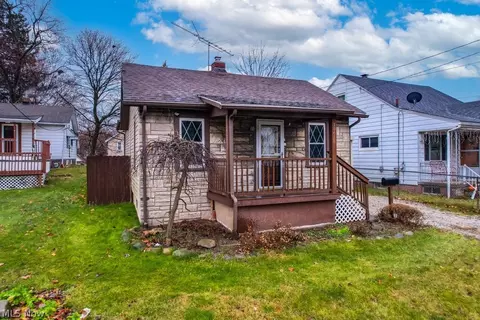 Exterior - 1067 Dayton St, Akron, OH 44310 photo 2 of 3